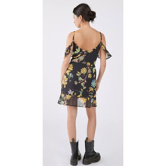 Urban outfitters Teyanna Floral‎ Cold Shoulder Mini Dress-NWT - Picture 2 of 8